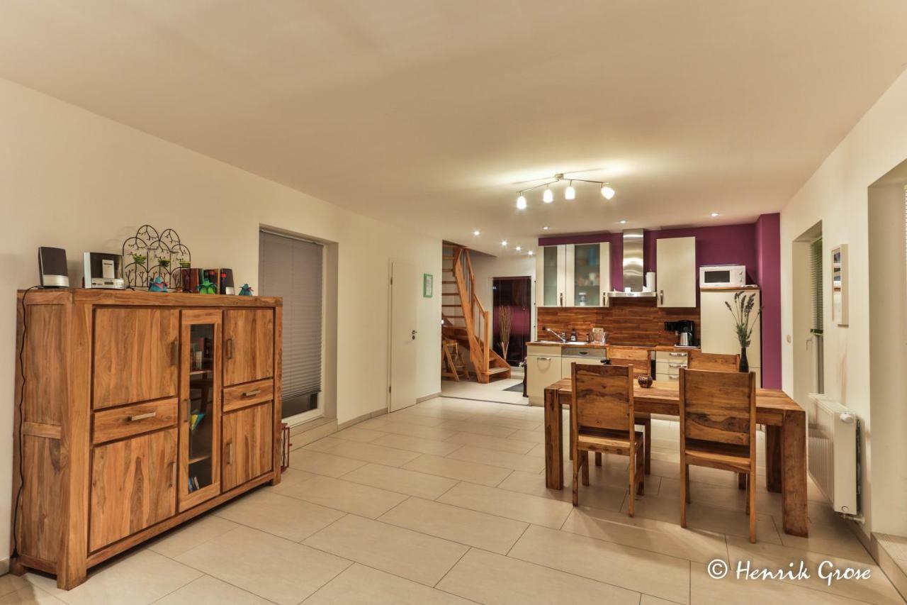 Ferienhaus An Der Brunnenaue 4 Sterne, E-Ladestation Am Haus, Wlan, Netflix, Garten Загард Екстериор снимка